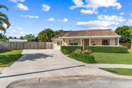 6567 Cindi Lane, Greenacres, Florida 33467