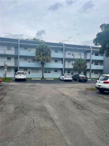 8351 Sands Point Blvd A208, Tamarac, Florida 33321, USA