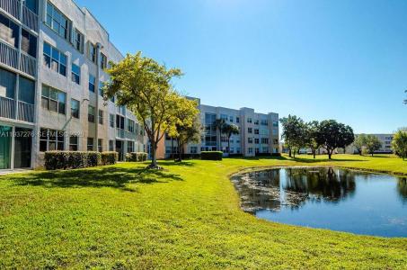 2601 N Nob Hill Rd 402, Sunrise, Florida 33322, USA