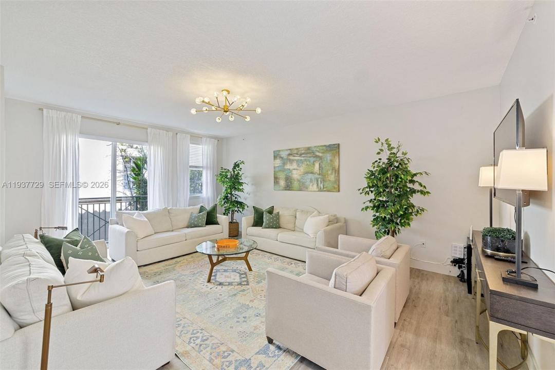 2067 S Ocean Dr TH5, Hallandale Beach, Floride 33009, États-Unis