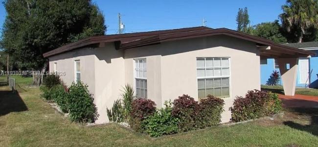 3011 Saint Charles Street 0, Fort Myers, Flórida 33916, Estados Unidos