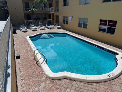 6840 Pembroke Road 118, Pembroke Pines, Florida 33023