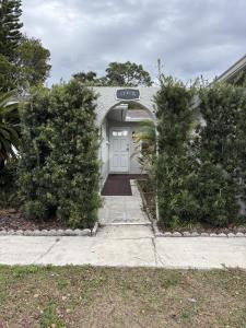 1105+1107 Amble Lane, Clearwater, Florida 33755, USA