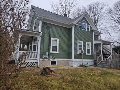 25 Andrews Avenue 2, West Warwick, Rhode Island 02893, Estados Unidos