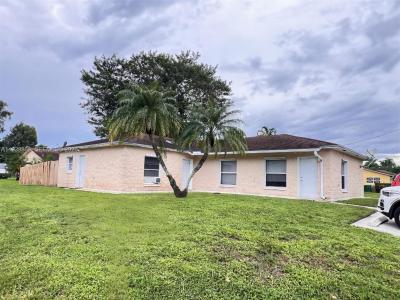 4865-4867 SW 65th Way #A-C, Davie, Florida 33314, USA