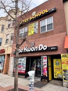 6116 Bergenline Avenue, Out Of Area, New Jersey 07093, Stati Uniti