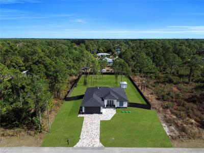 1112 Clark Ave, Lehigh Acres, Florida 33972, USA