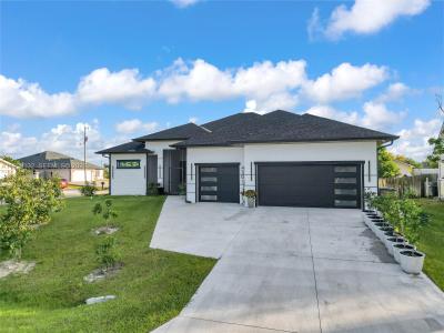 4301 10th ST W, Lehigh Acres, Florida 33971, USA