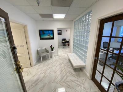 1111 Kane Concourse 509, Bay Harbor Islands, Florida 33154