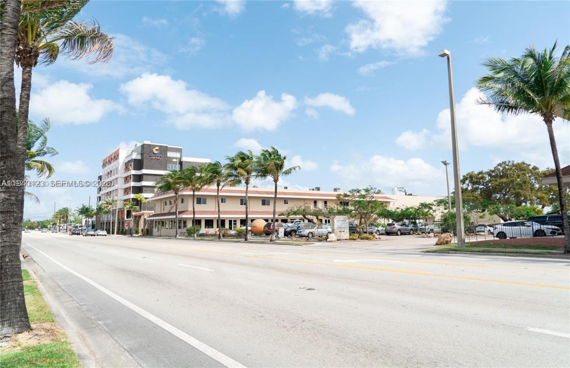 236 N Federal Hwy 201, Dania Beach, Floride 33004, États-Unis