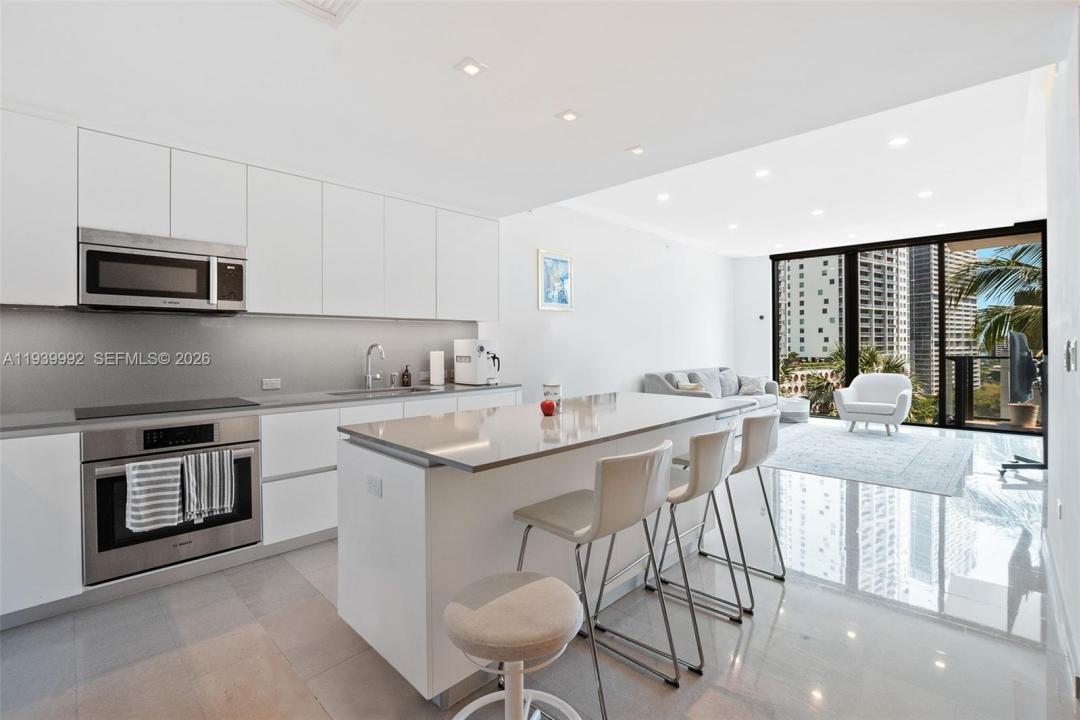 68 SE 6th Street 805, Miami, Floride 33131, États-Unis