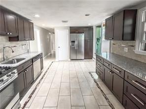 101 Woodland Avenue, Cranston, رود ايلاند 02920, الولايات المتحدة