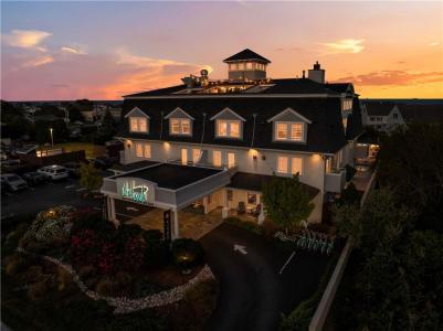 1208 Ocean Road, Narragansett, RI 02882, USA