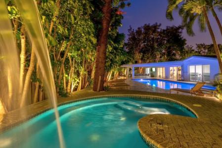 1800 SE Admirals Way, Fort Lauderdale, 佛羅里達州 33316, 美國