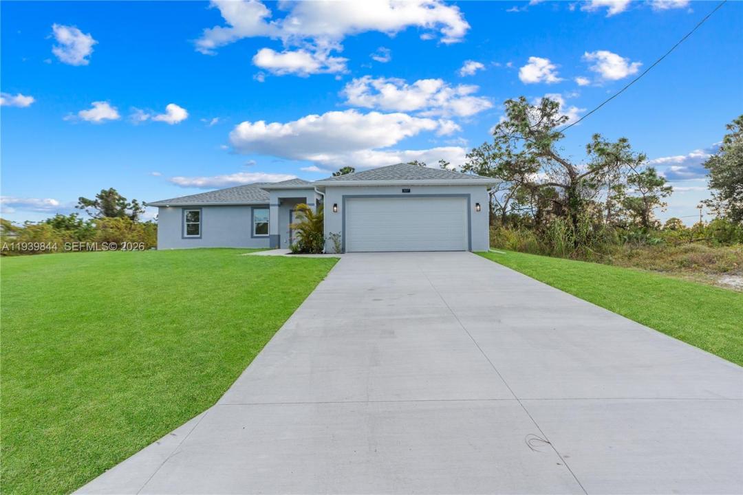 3117 W 64th W, Lehigh Acres, Florida 33971, Estados Unidos