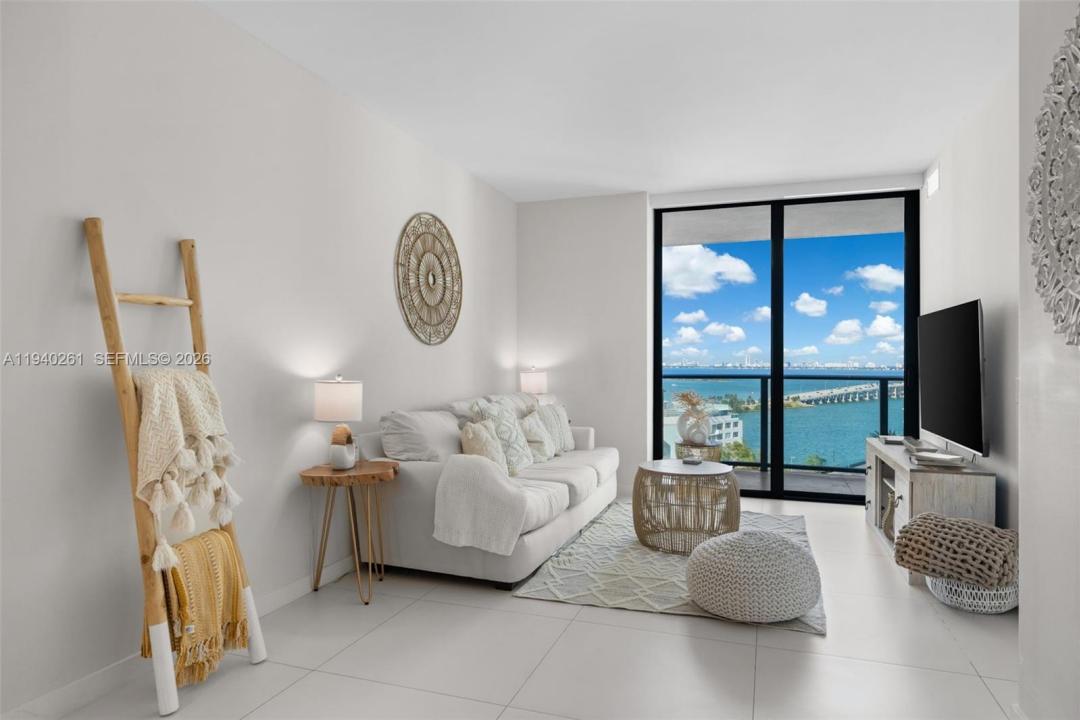 501 NE 31st St 1503, Miami, Florida 33137, USA