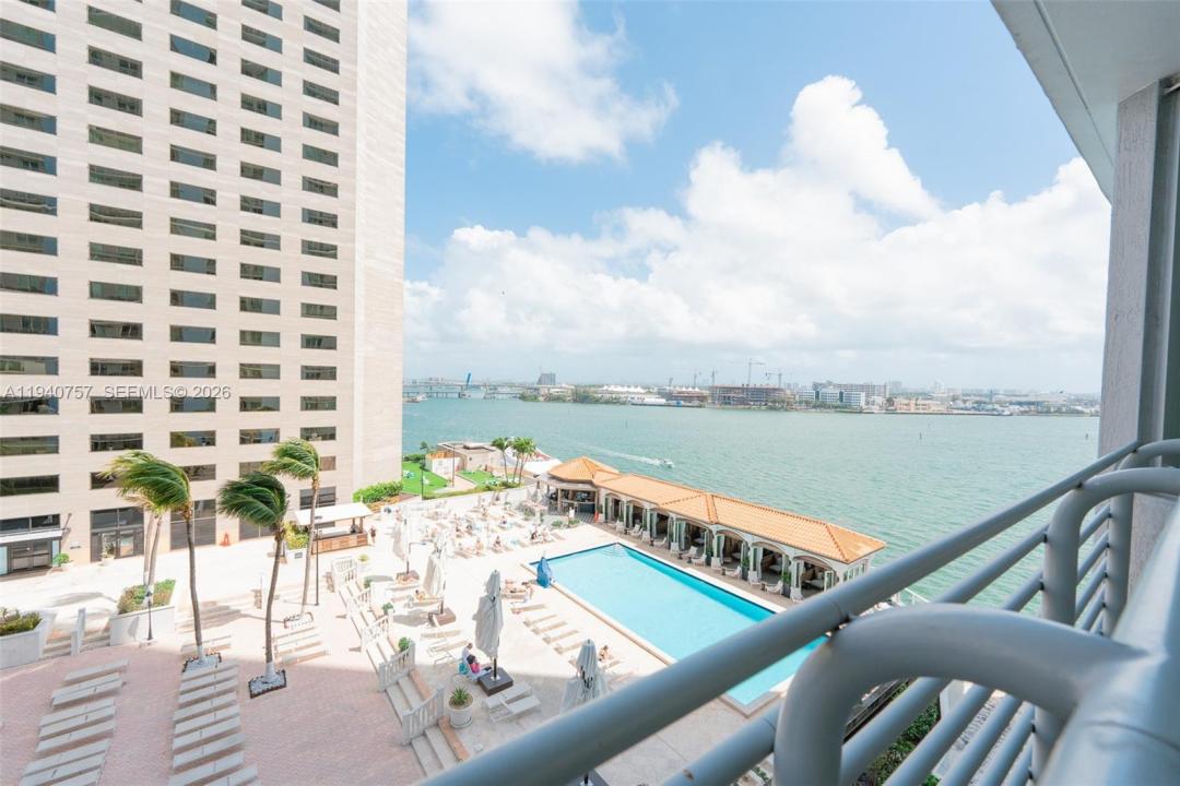 335 S Biscayne Blvd 1108, Miami, فلوريدا 33131, الولايات المتحدة
