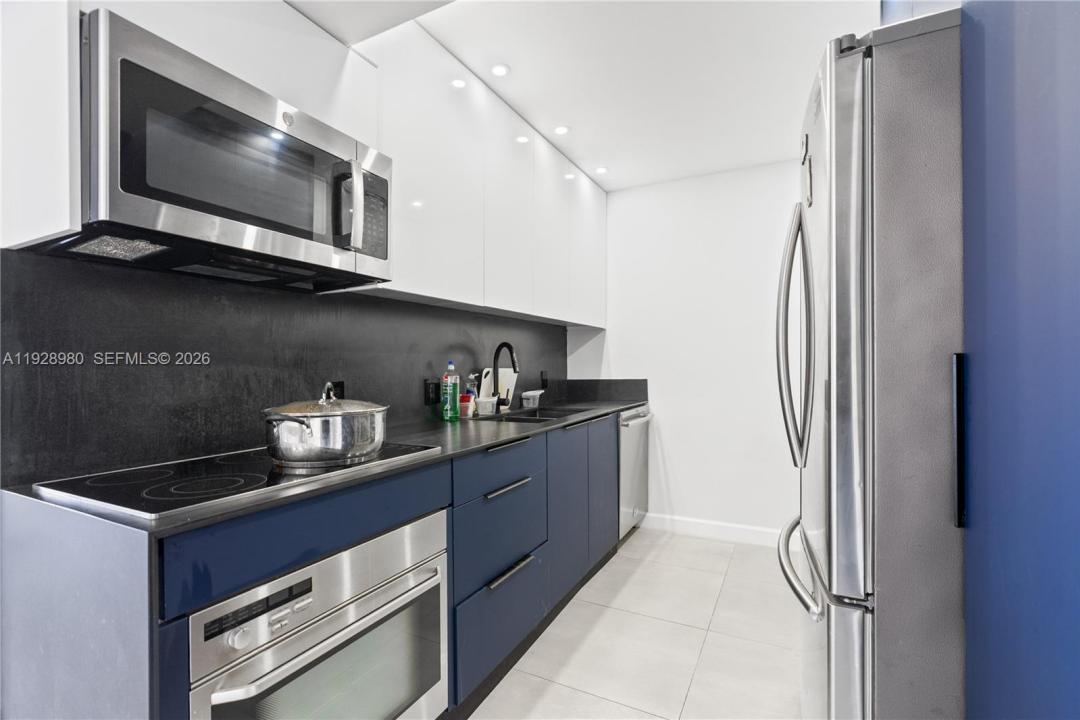 20301 W Country Club Dr 722, Aventura, Florida 33180, Stati Uniti
