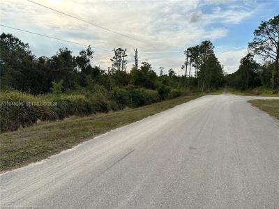 2301 S Avon Estates Blvd, Avon Park, Floride 33825, États-Unis