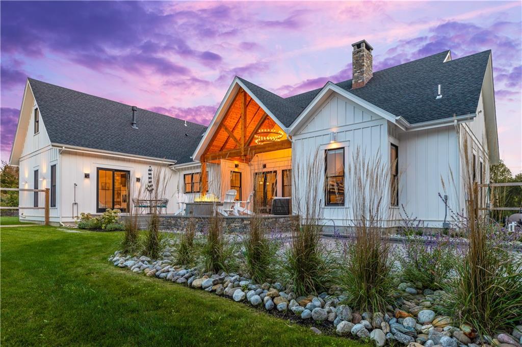 12 Taylor Road, Portsmouth, Rhode Island 02871, USA