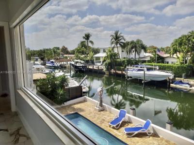 13240 Ortega Ln, North Miami, Florida 33181, USA