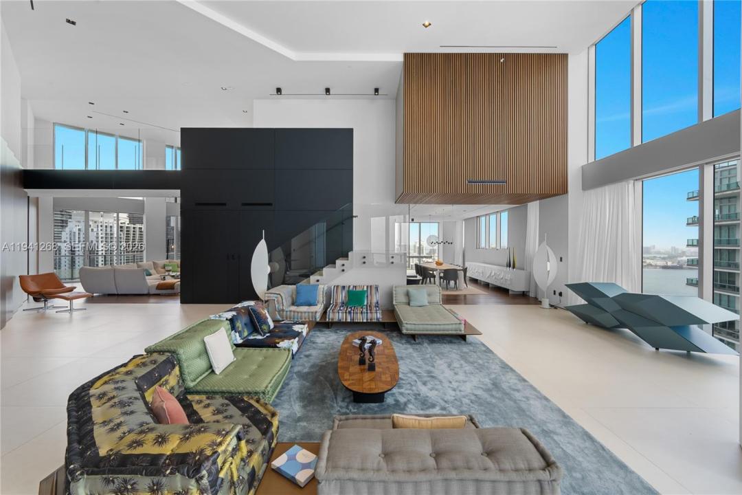 1300 Brickell Bay Dr 4401, Miami, Floride 33131, États-Unis