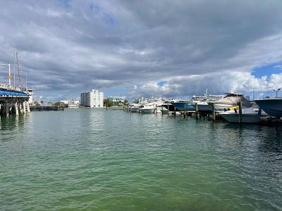 7601 E Treasure Dr, North Bay Village, Florida 33141