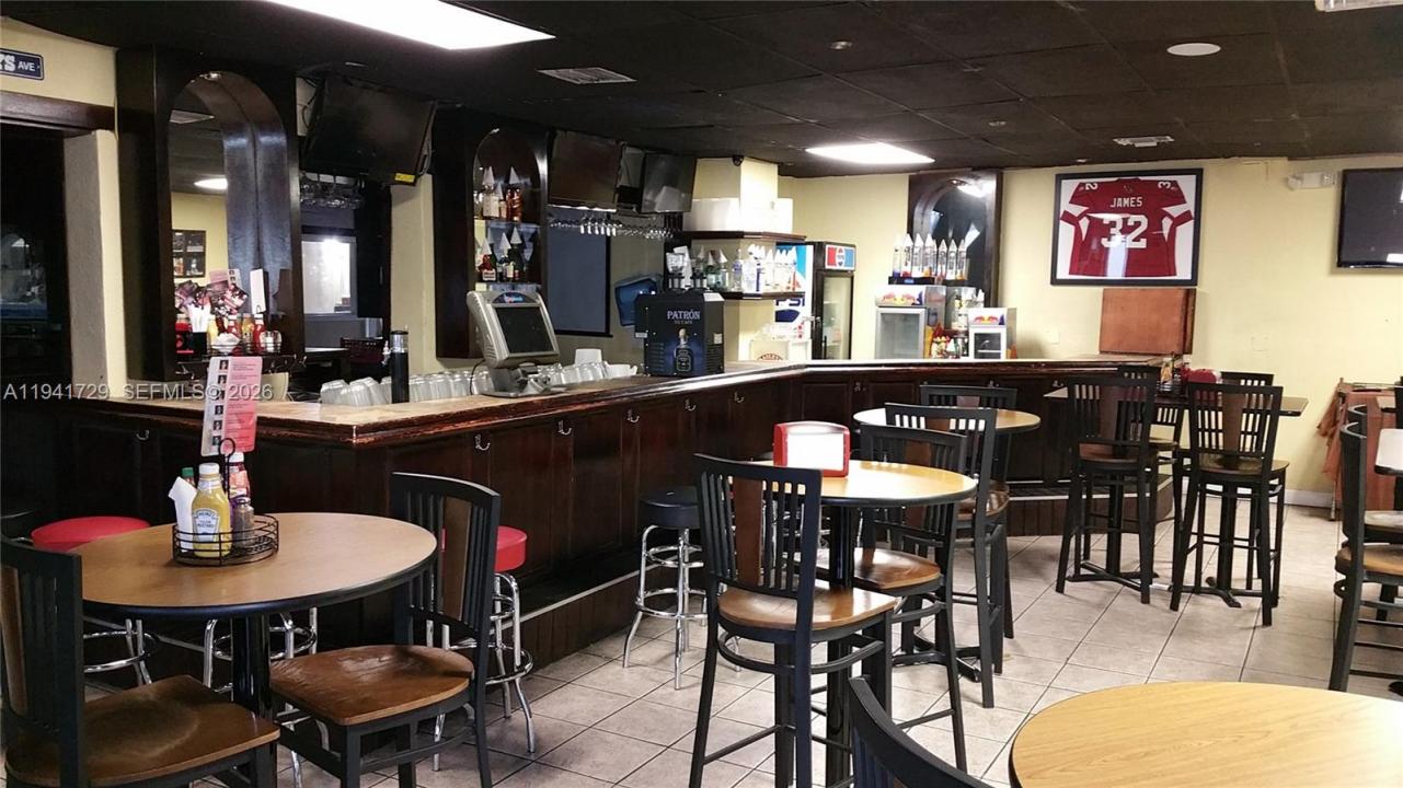 13914 NW 7th Ave, Miami, Florida 33168, USA