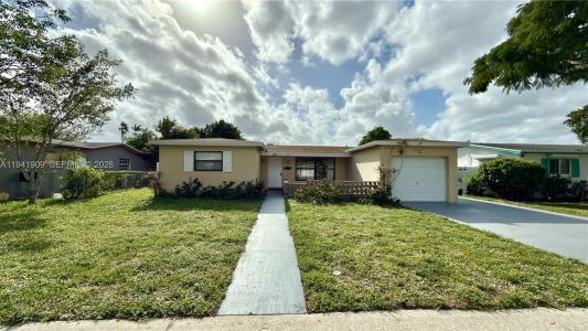 6586 NW 4th St 6586, Margate, Florida 33063