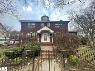 47-51 161 Street, New York, New York 11358, Stati Uniti