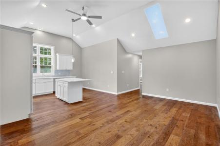 1 Leona Court 3, West Warwick, RI 02893, USA