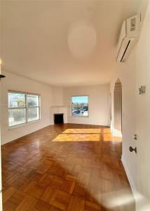 4035 N Meridian Ave 302, Miami Beach, Florida 33140, USA