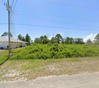 832 Dawhert Ave S, Lehigh Acres, Florida 33974, USA