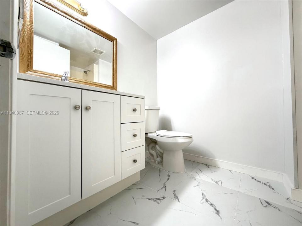 10249 NW 9th St Cir 107-8, Miami, Floride 33172, États-Unis