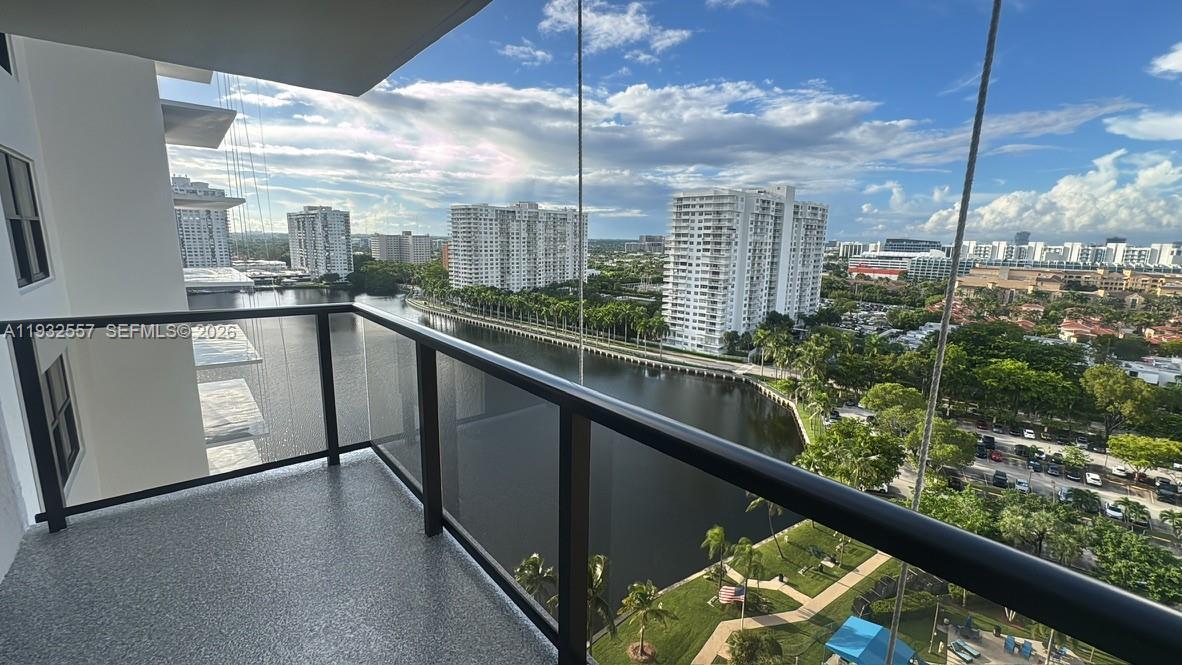 18151 NE 31st Ct 1714, Aventura, Florida 33160, USA