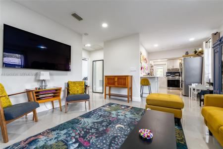 320 S 28th Ave 320, Hollywood, Florida 33020, USA