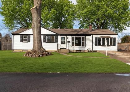 105 Hornet Road, North Kingstown, RI 02852, USA