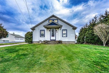 222 Peckham Avenue, Middletown, RI 02842, USA