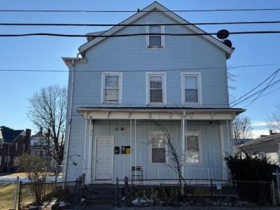 218 Central Street, Central Falls, Rhode Island 02863, États-Unis