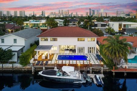 16430 NE 30th Avenue, North Miami Beach, Florida 33160, Stati Uniti