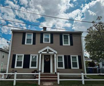 11 Crane St S Street, Pawtucket, Rhode Island 02860, USA
