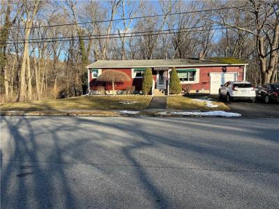 244 Stony acre Drive, Cranston, RI 02920, USA