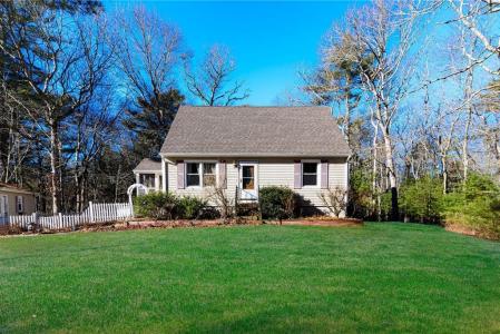 225 Hazard Road, West Greenwich, RI 02817, USA