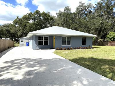 653 SE 13th Avenue, Okeechobee, Florida 34974