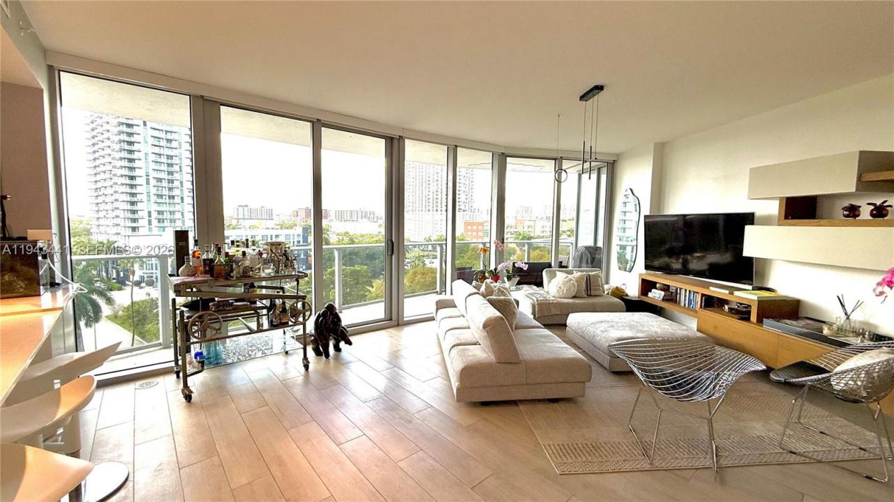 488 NE 18th St 700, Miami, Florida 33132, Amerika Birleşik Devletleri