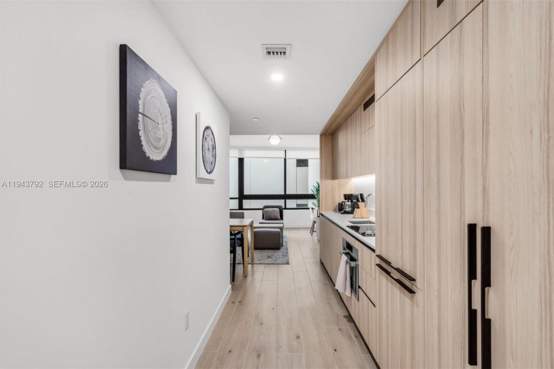 225 N Miami Ave 301, Miami, Floride 33128, États-Unis