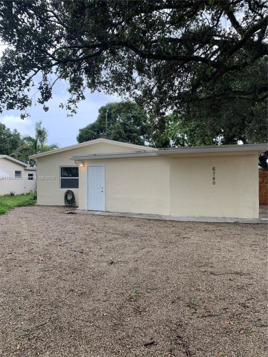 6740 Park St 1, Hollywood, Floride 33024, États-Unis