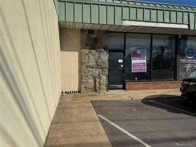 183 Great East Neck Road, Babylon, New York 11704, États-Unis