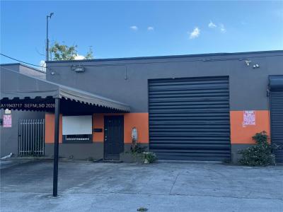 1140 E 26th St, Hialeah, Florida 33147, USA