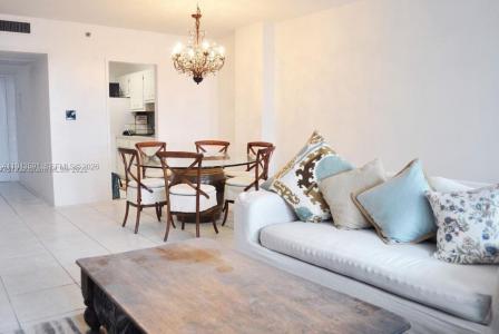 100 Lincoln Rd 522, Miami Beach, Florida 33139, USA